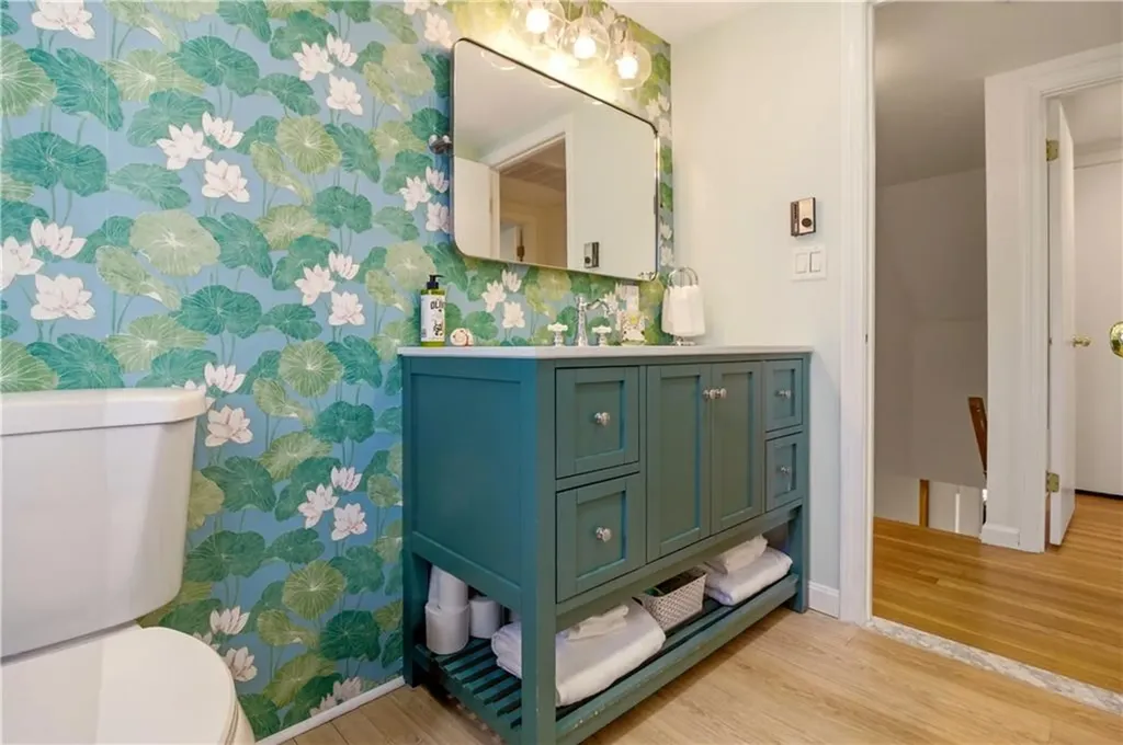 8 Monterey Drive Bristol RI 02809