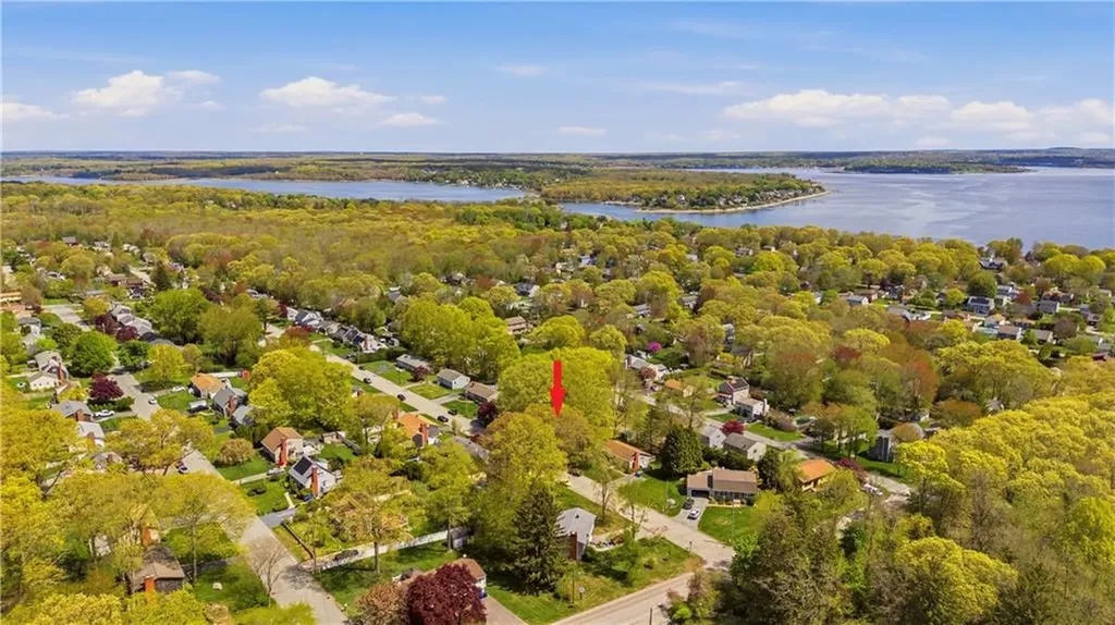 8 Monterey Drive Bristol RI 02809