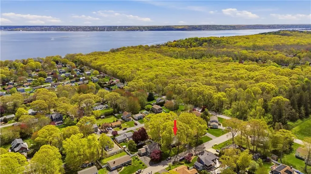 8 Monterey Drive Bristol RI 02809