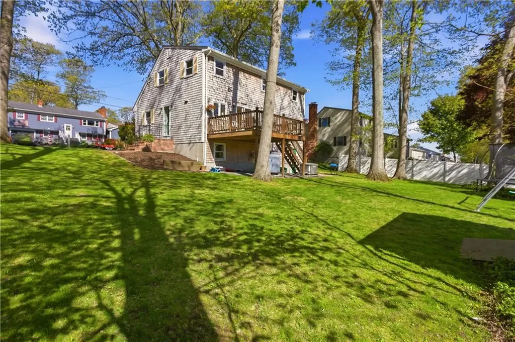 8 Monterey Drive Bristol RI 02809