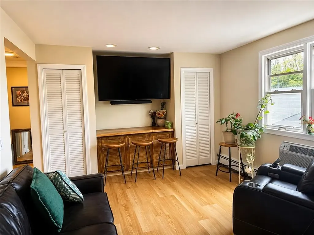 2160 Mineral Spring Street North Providence RI 02911