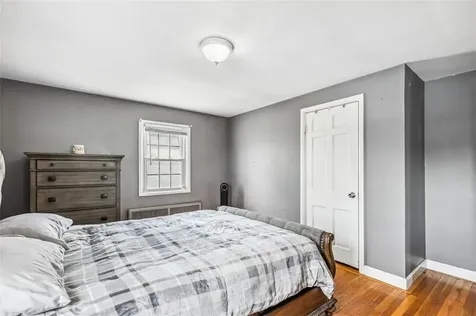 123 Scarborough Road Pawtucket RI 02861