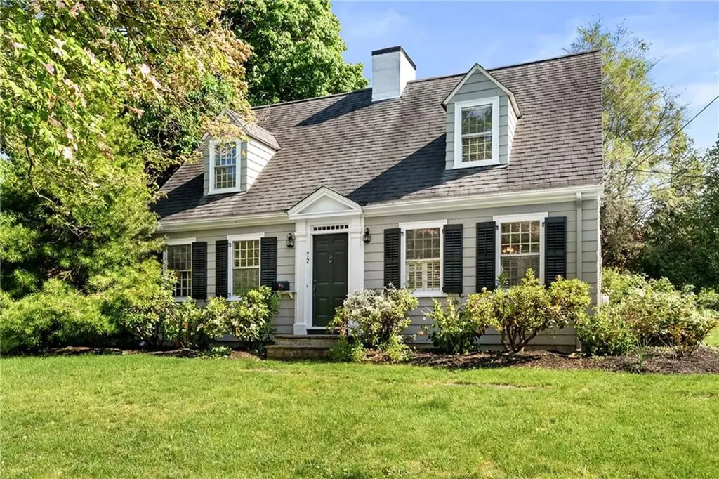 72 Ferry Lane Barrington RI 02806