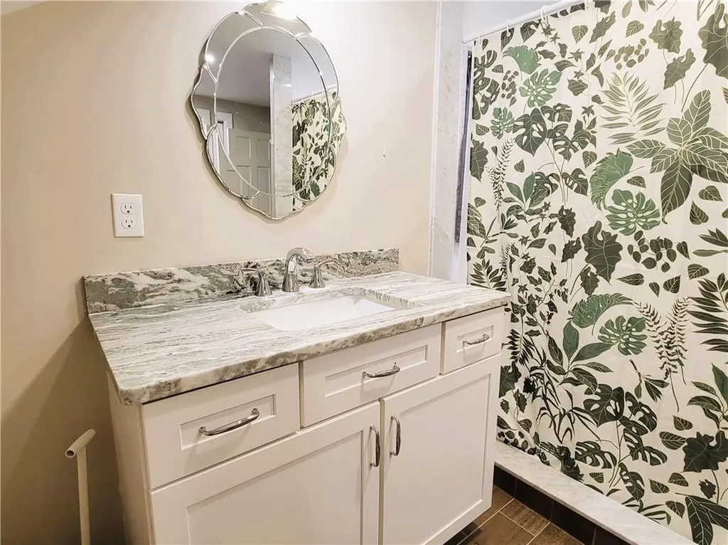 129 Connection Street Newport RI 02840
