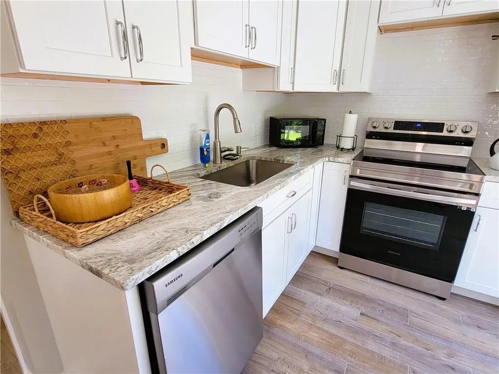 129 Connection Street Newport RI 02840