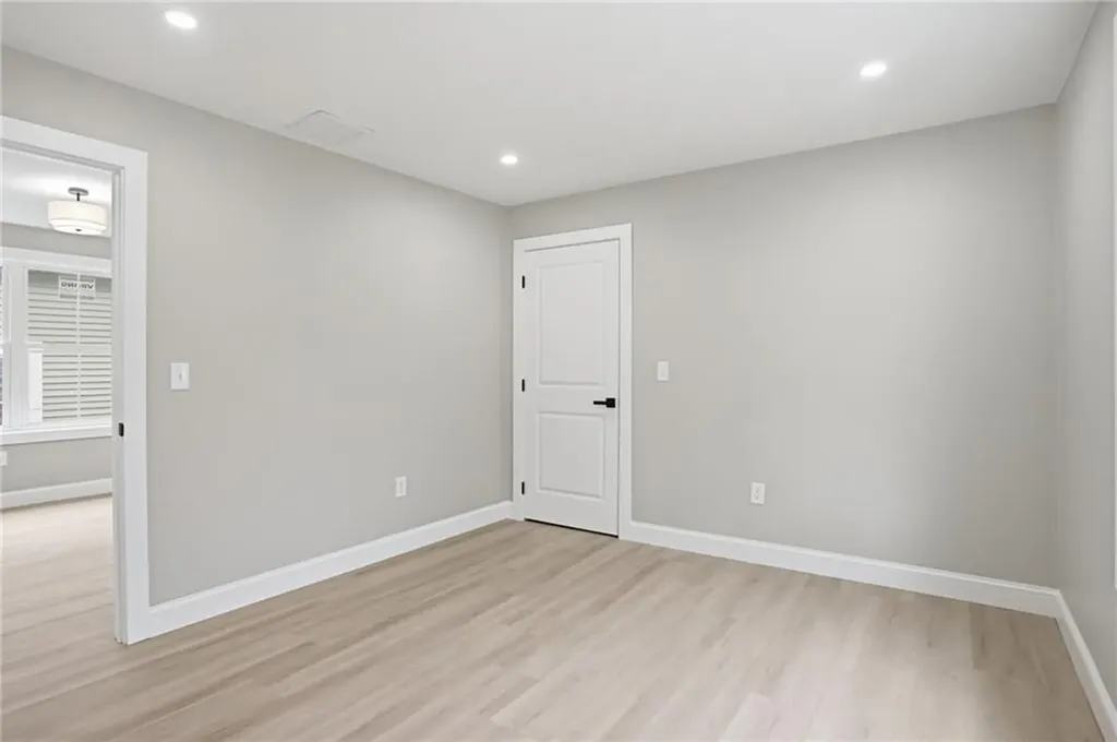 307 Oxford Street Providence RI 02905