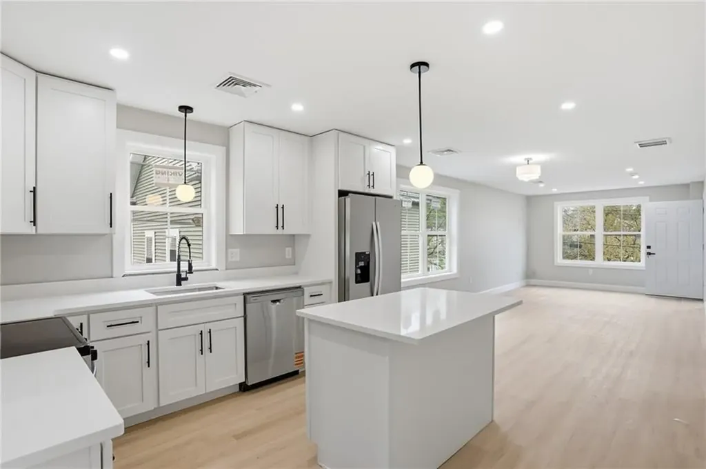 307 Oxford Street Providence RI 02905