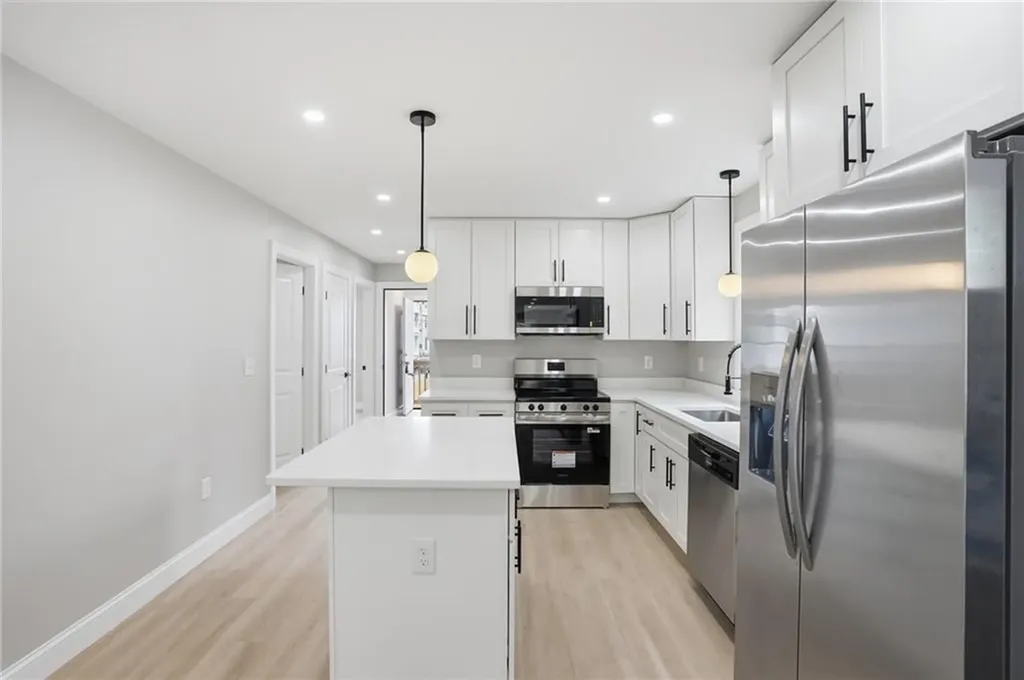 307 Oxford Street Providence RI 02905