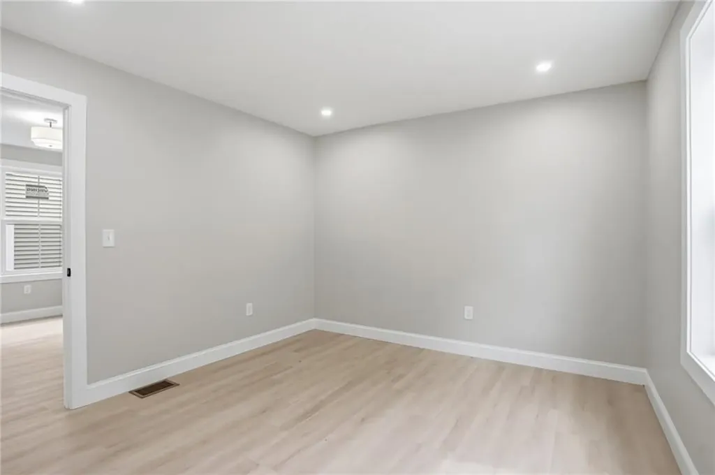 307 Oxford Street Providence RI 02905