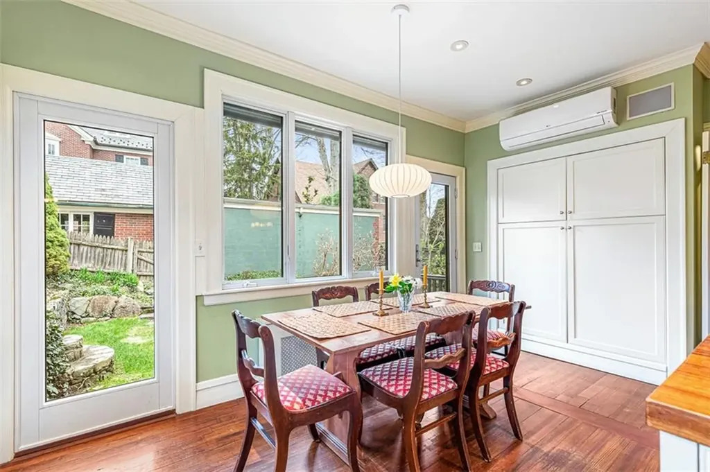 76 Freeman Parkway Providence RI 02906