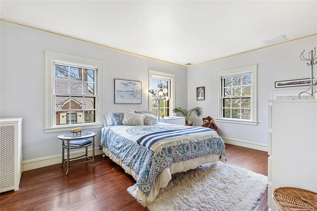 76 Freeman Parkway Providence RI 02906