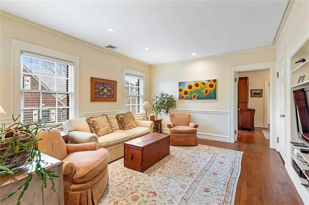 76 Freeman Parkway Providence RI 02906