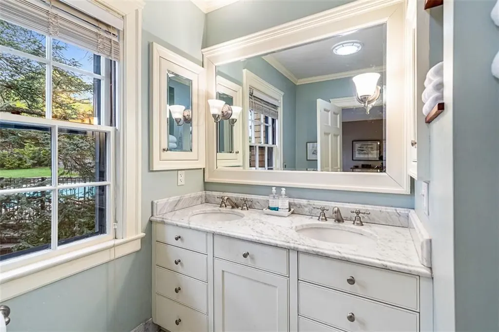 76 Freeman Parkway Providence RI 02906