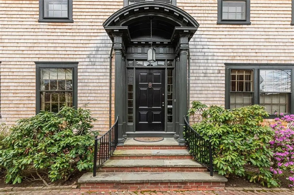 76 Freeman Parkway Providence RI 02906