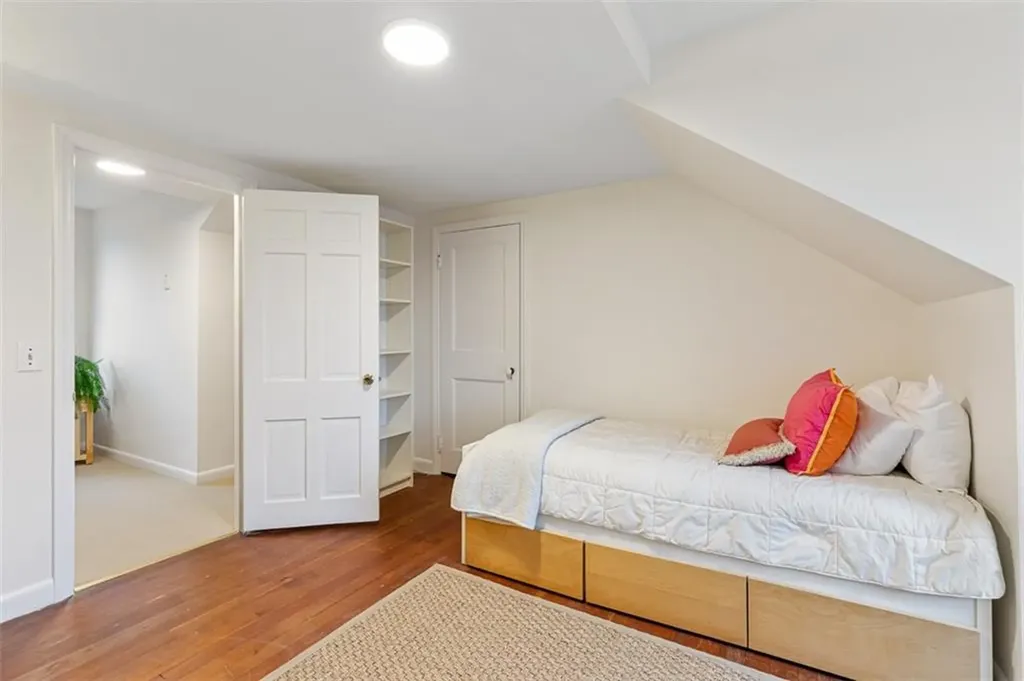 76 Freeman Parkway Providence RI 02906