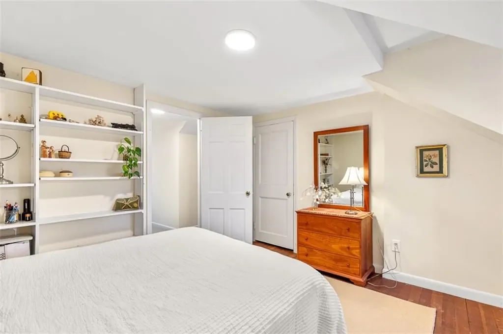 76 Freeman Parkway Providence RI 02906