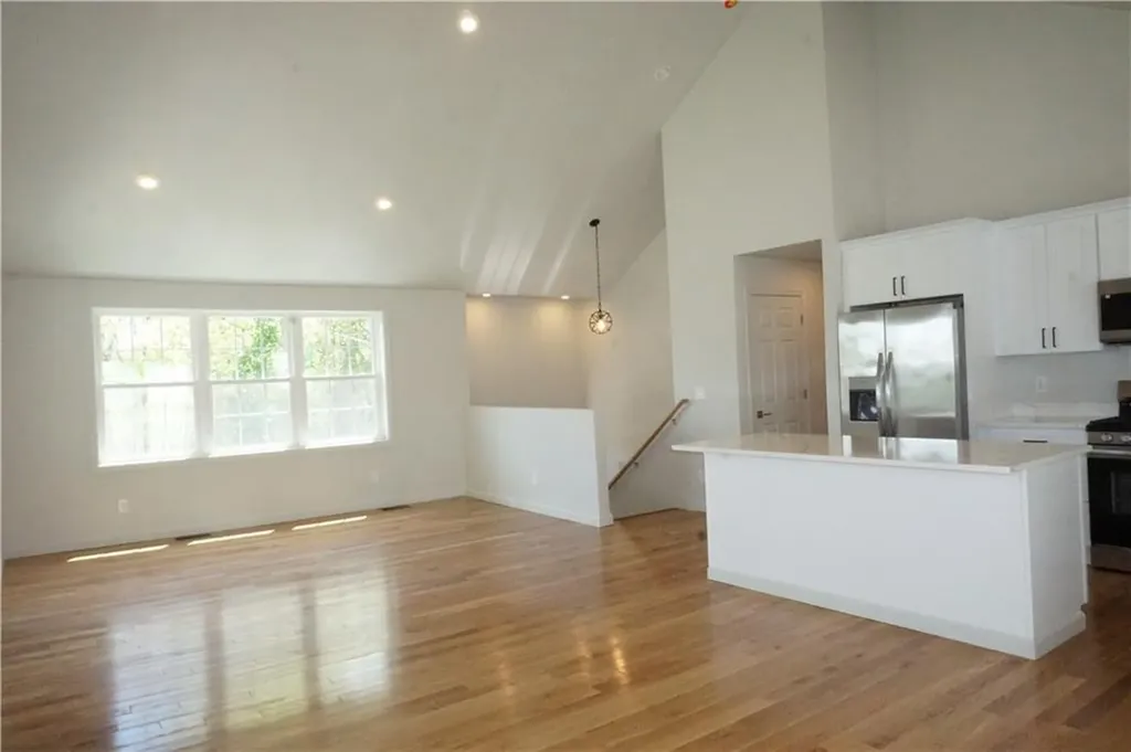 178 B Highland Street Cranston RI 02920