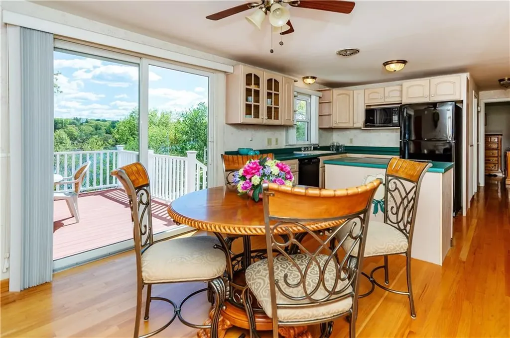 15 Lakeside Drive Smithfield RI 02917