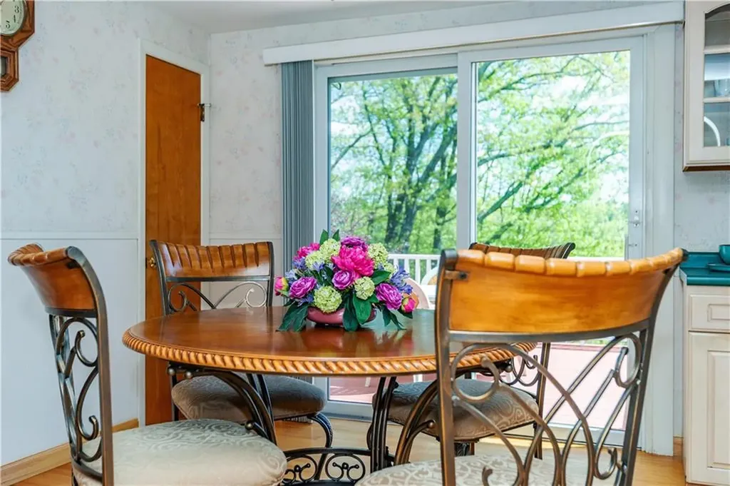 15 Lakeside Drive Smithfield RI 02917