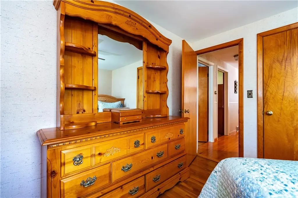 15 Lakeside Drive Smithfield RI 02917