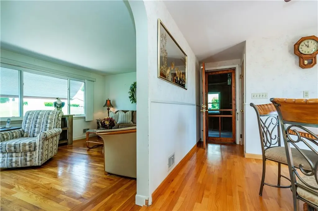 15 Lakeside Drive Smithfield RI 02917