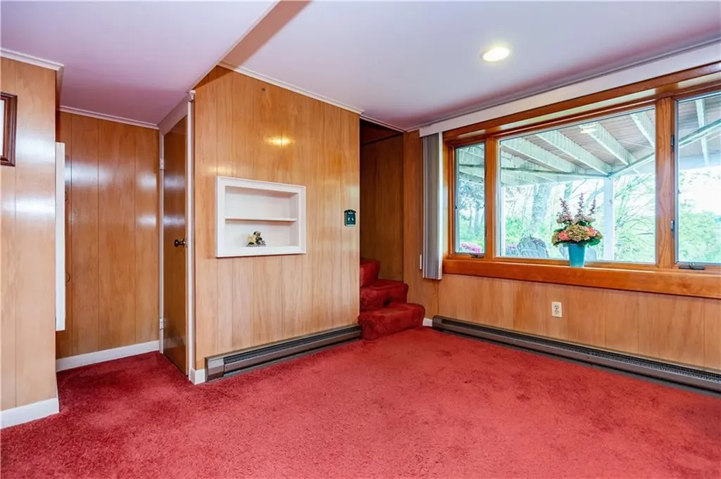 15 Lakeside Drive Smithfield RI 02917