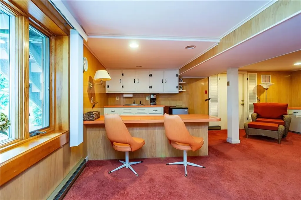 15 Lakeside Drive Smithfield RI 02917