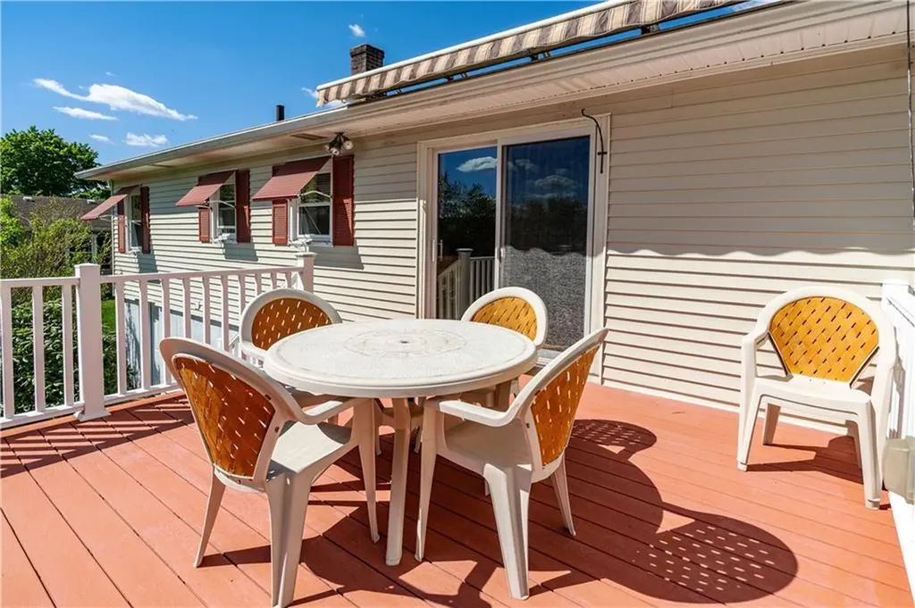 15 Lakeside Drive Smithfield RI 02917