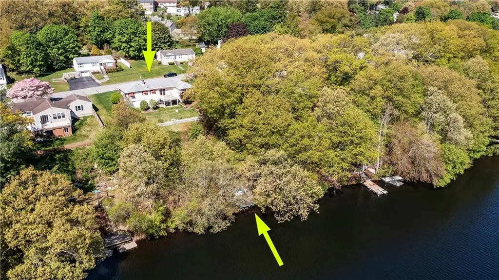 15 Lakeside Drive Smithfield RI 02917