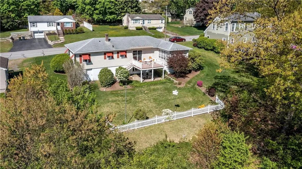 15 Lakeside Drive Smithfield RI 02917