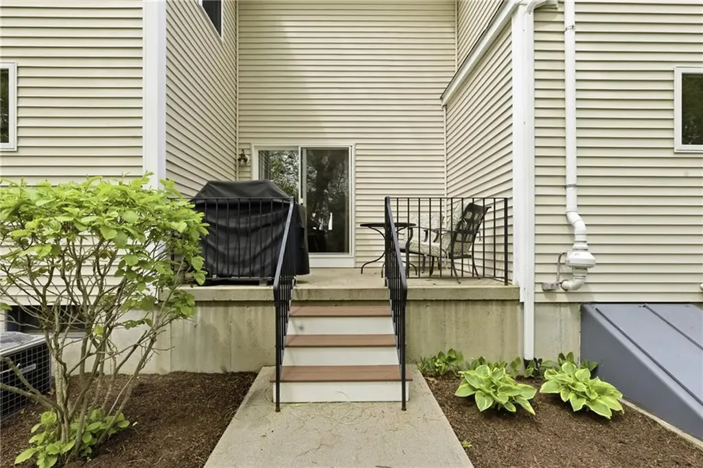 49 Silver Cup Circle West Warwick RI 02893
