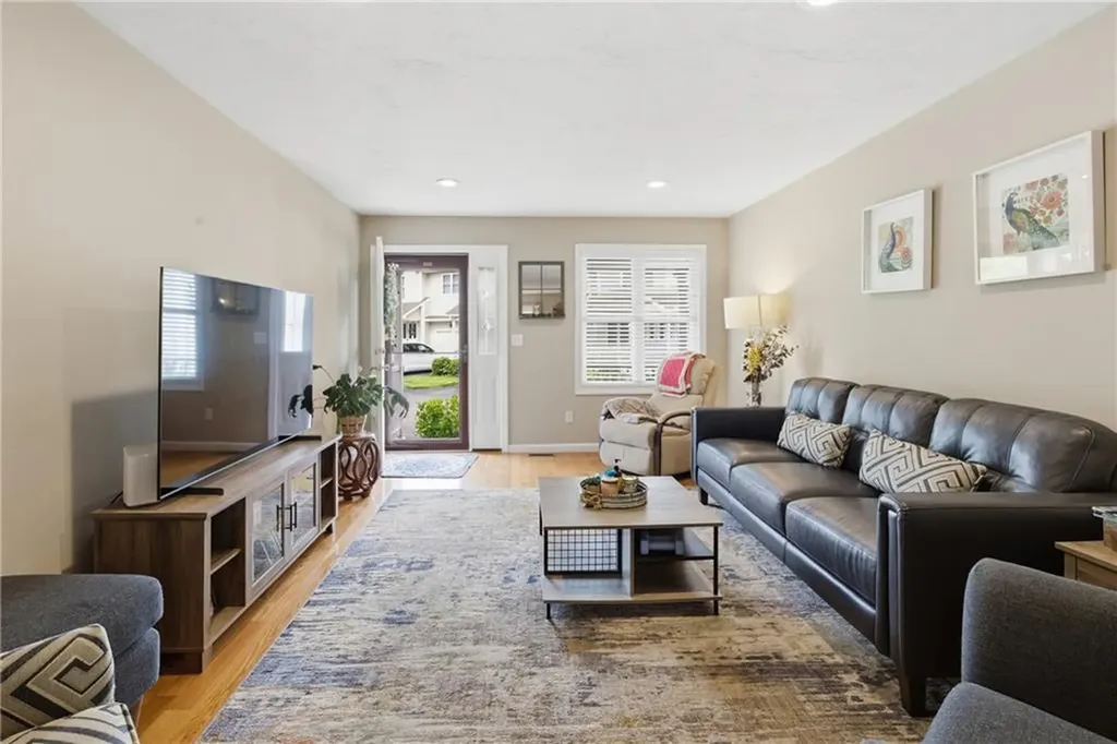 49 Silver Cup Circle West Warwick RI 02893