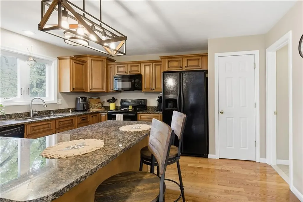 49 Silver Cup Circle West Warwick RI 02893