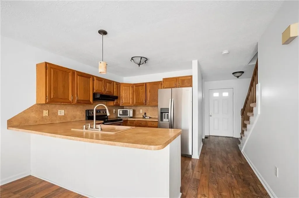 4 Smithfield Road North Providence RI 02904