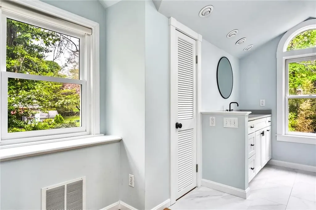 61 Broad Rock Road South Kingstown RI 02879