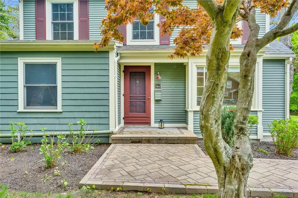 61 Broad Rock Road South Kingstown RI 02879