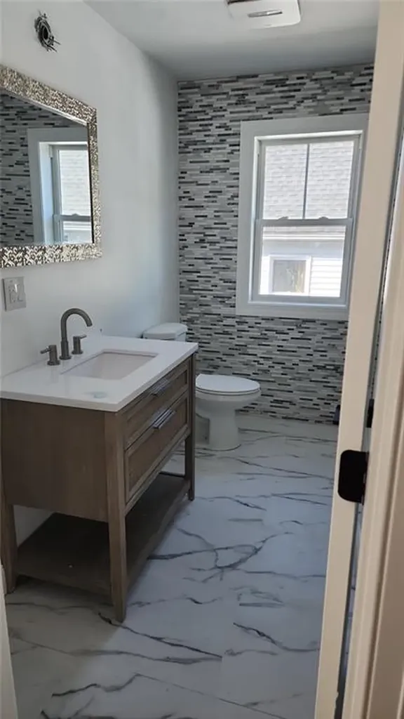 851 River Avenue Providence RI 02908