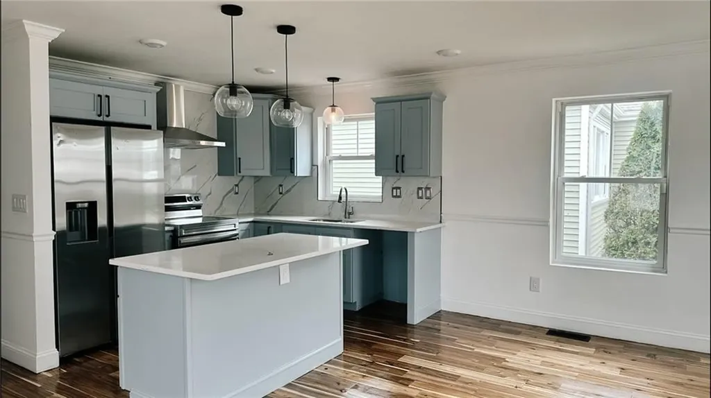 851 River Avenue Providence RI 02908