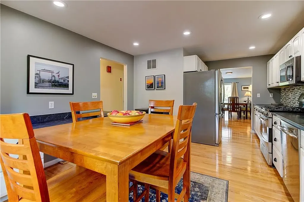 23 Waterview Drive Smithfield RI 02917