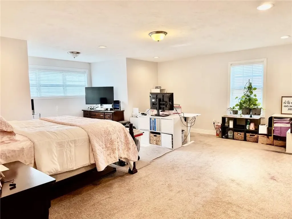 571 Fruit Hill Avenue North Providence RI 02911