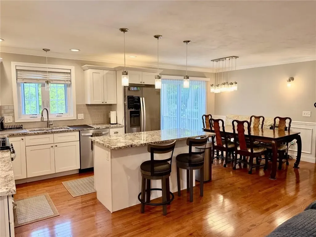 571 Fruit Hill Avenue North Providence RI 02911