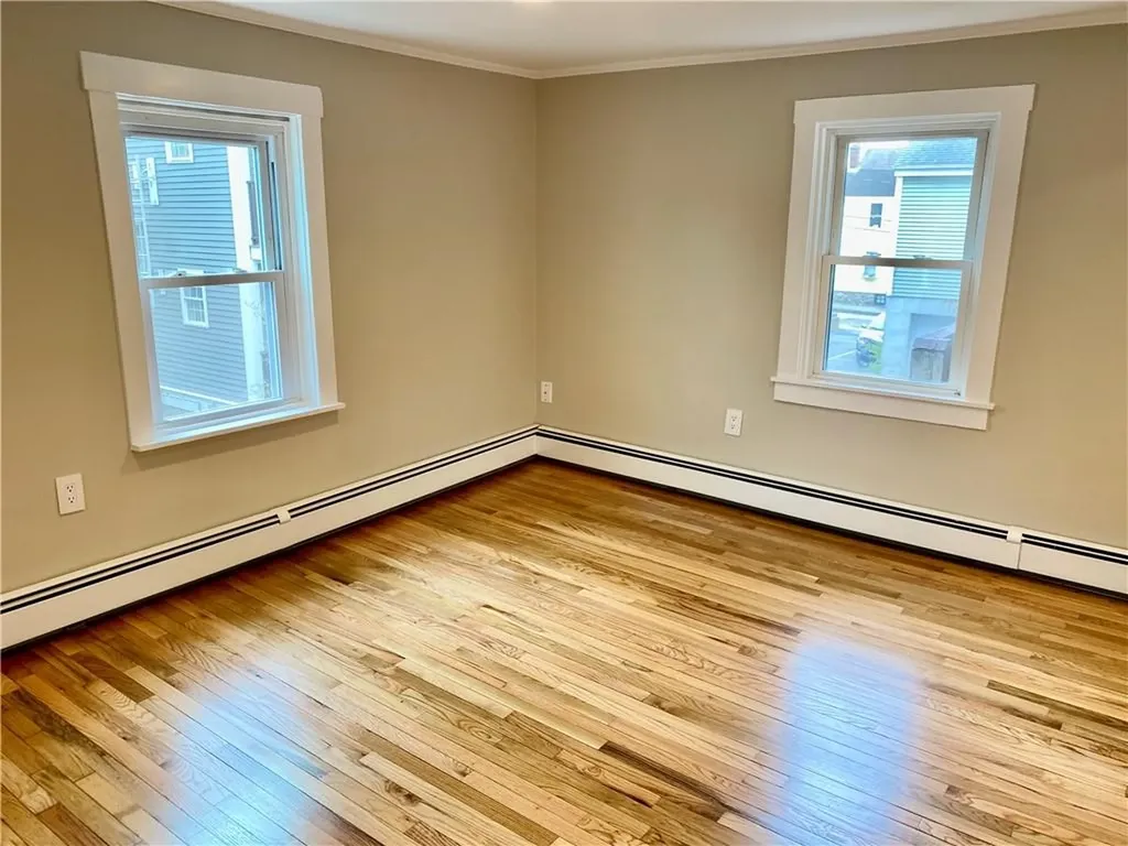 5 Simmons Street Newport RI 02840