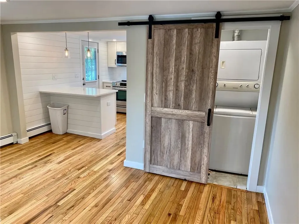 5 Simmons Street Newport RI 02840