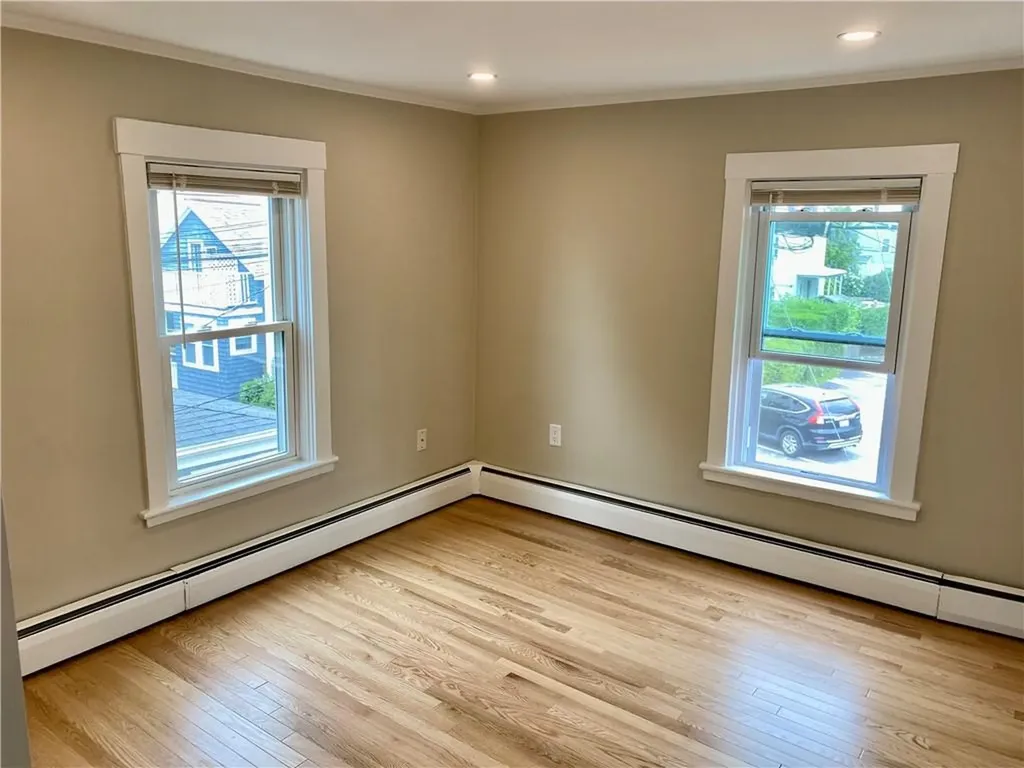5 Simmons Street Newport RI 02840