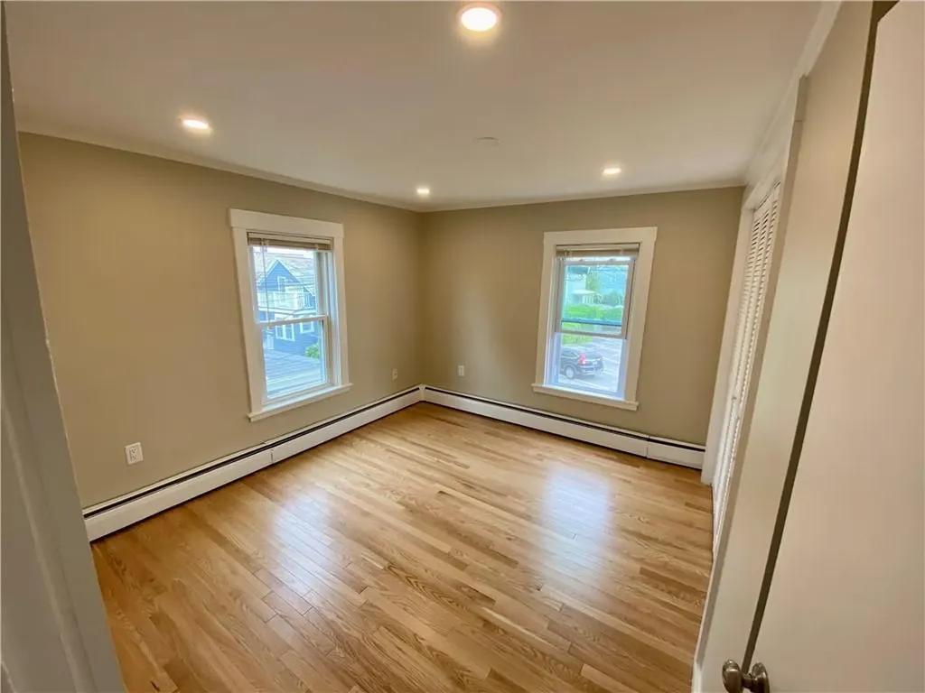 5 Simmons Street Newport RI 02840
