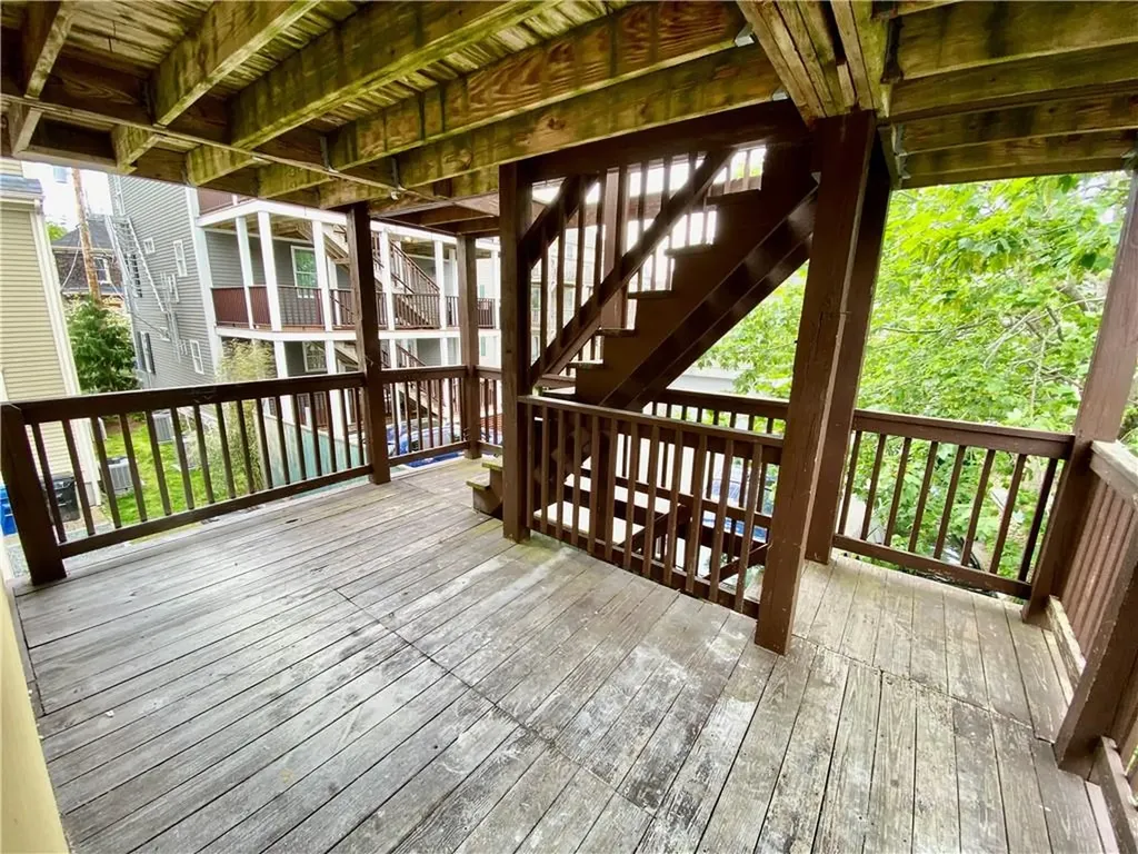 5 Simmons Street Newport RI 02840