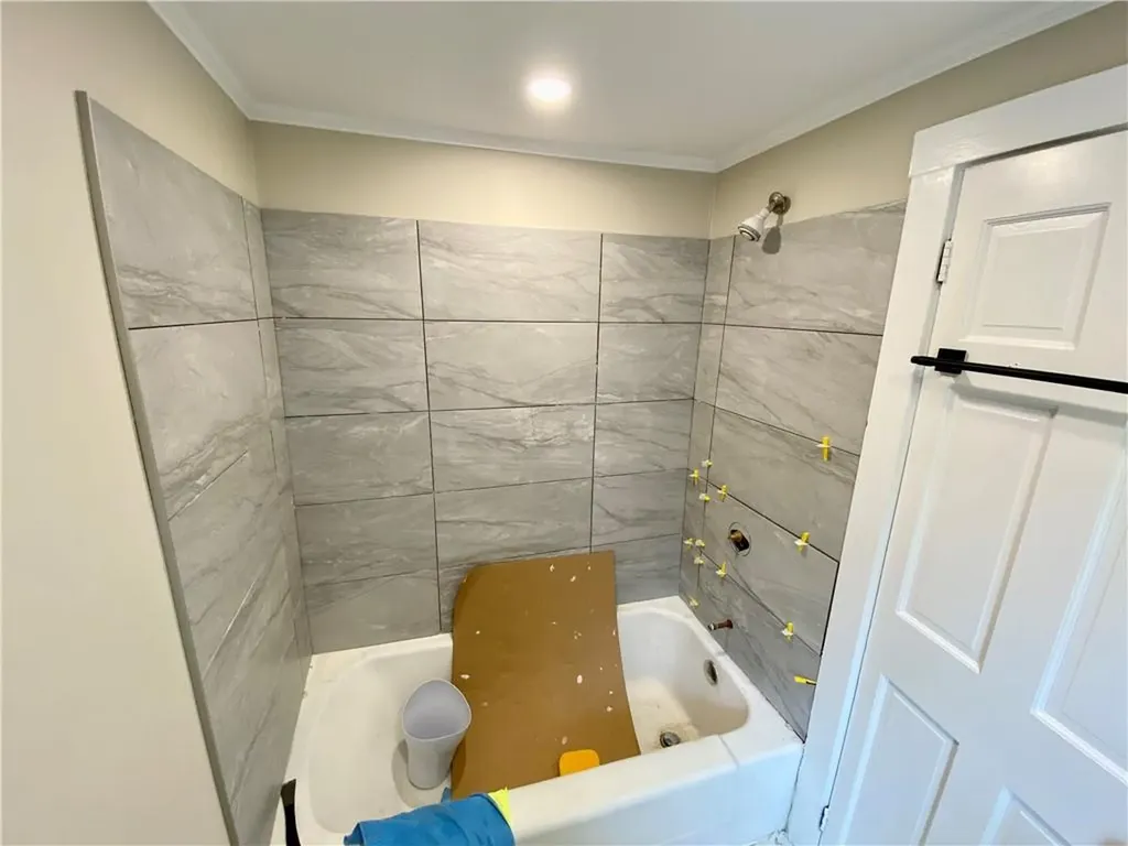 5 Simmons Street Newport RI 02840