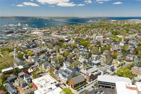 27 High Street Newport RI 02840
