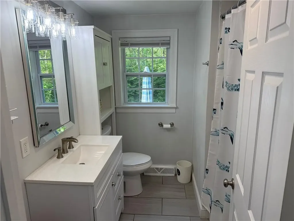 194 South Pier Road Narragansett RI 02882
