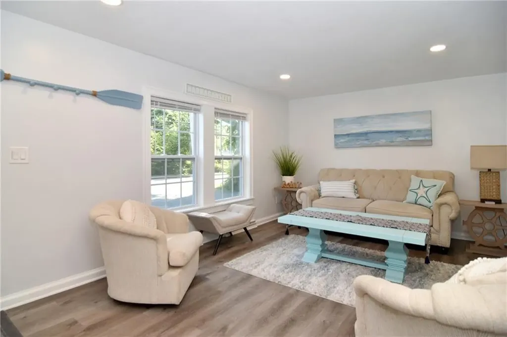 194 South Pier Road Narragansett RI 02882